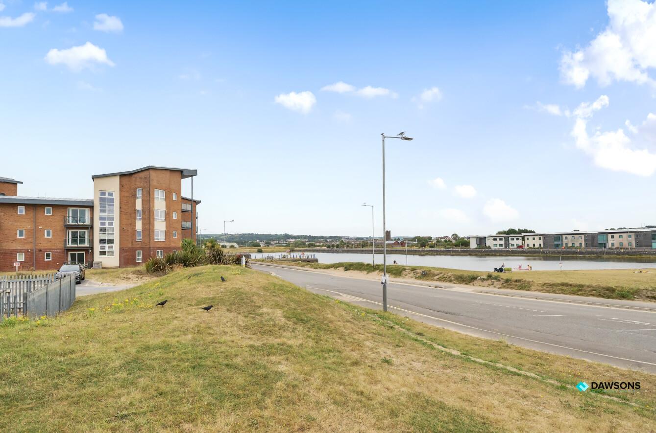 Pentre Doc Y Gogledd, Llanelli, SA15 2LD